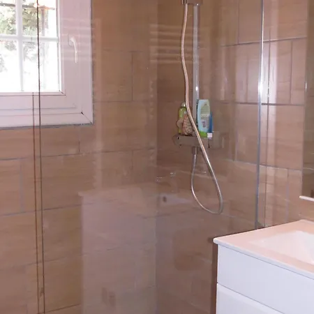 Mazet 3 Pieces Climatise, Piscine, Proche A - Fr-1-780-9 *